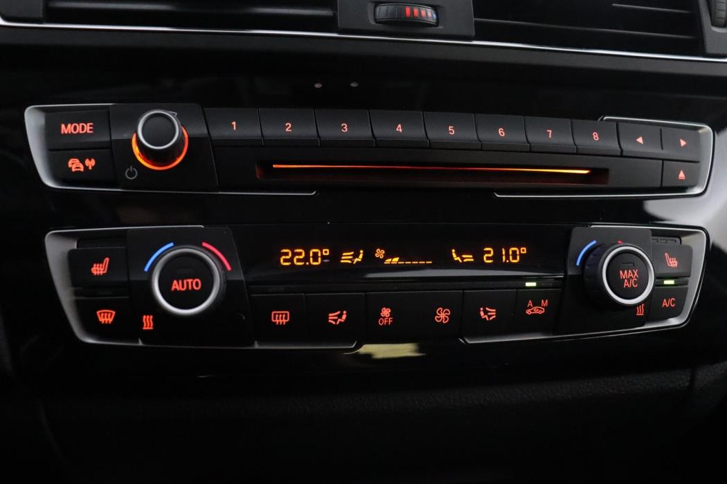 BMW 118 2016