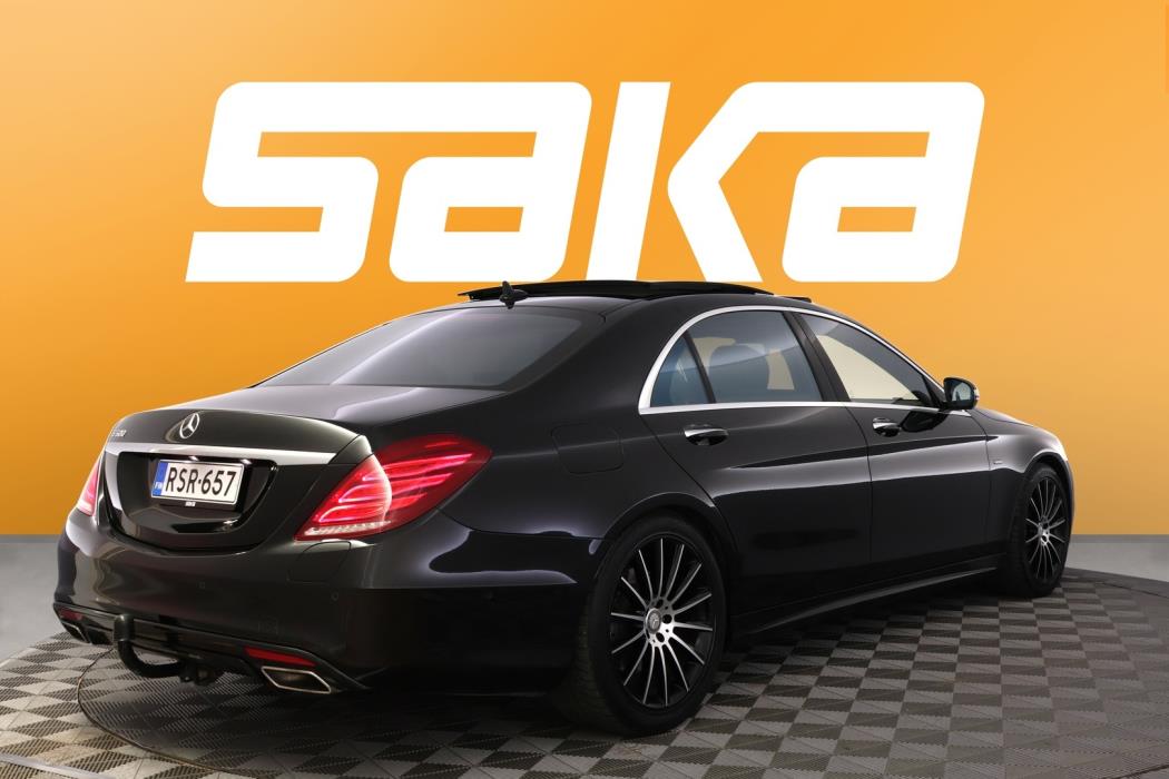 MERCEDES-BENZ S 2015