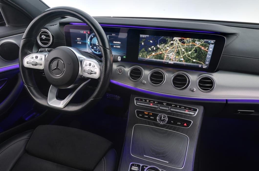 MERCEDES-BENZ E 2020