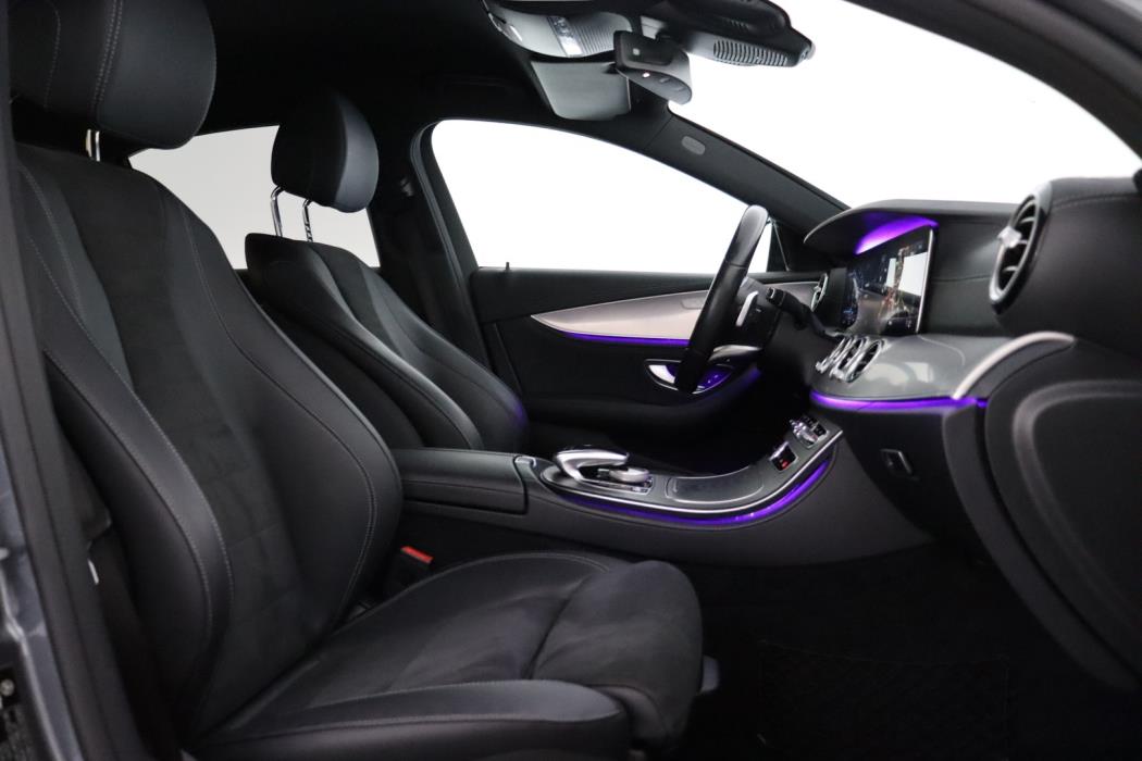 MERCEDES-BENZ E 2020