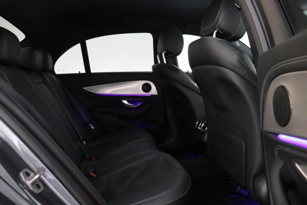 MERCEDES-BENZ E 2020