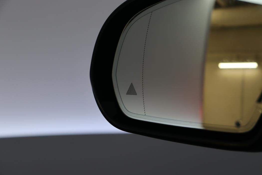 MERCEDES-BENZ E 2020