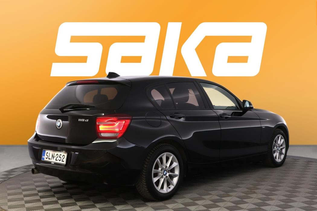 BMW 118 2014