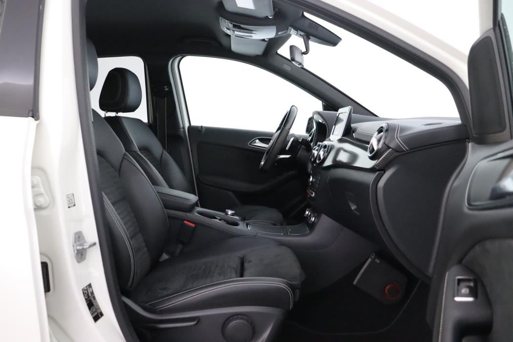 MERCEDES-BENZ B 2018