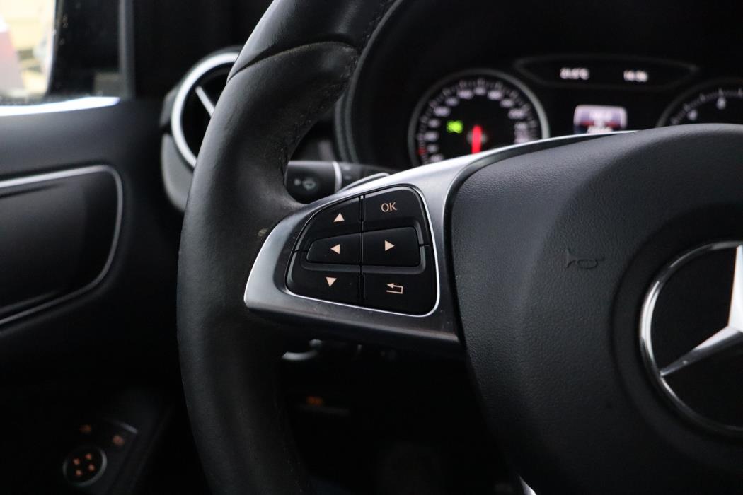 MERCEDES-BENZ B 2018