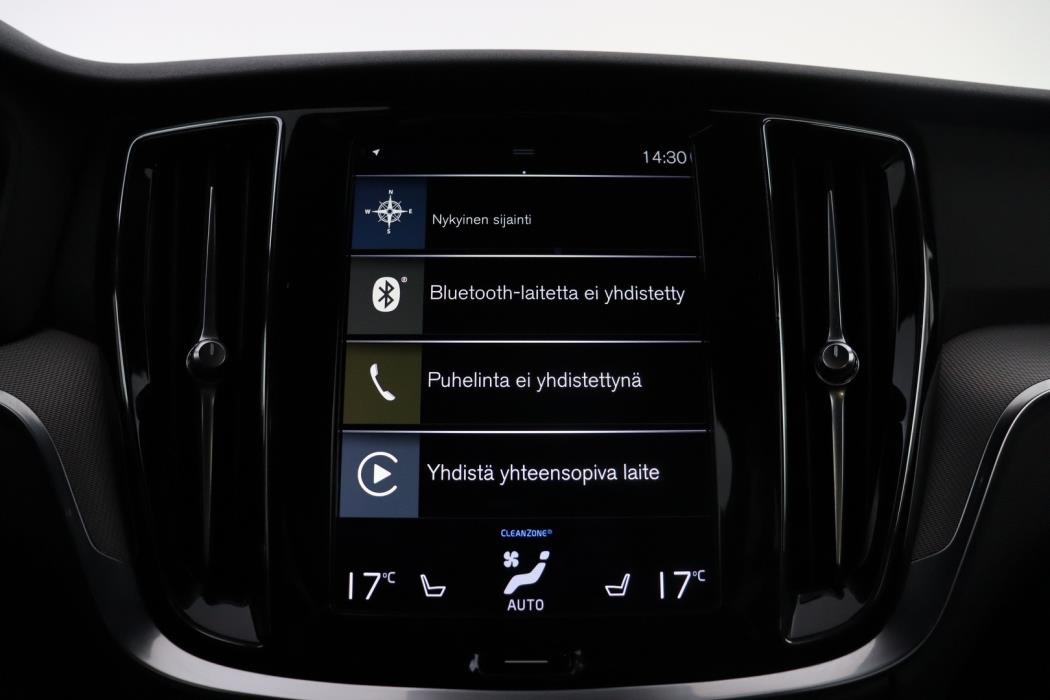 VOLVO V60 2021