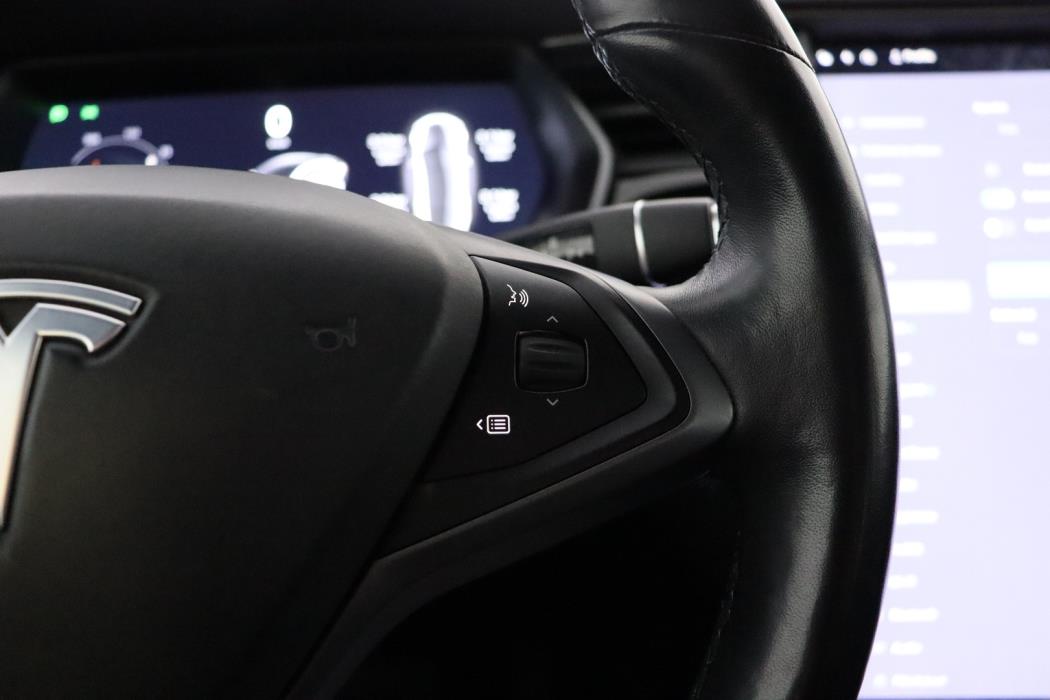 TESLA Model S 2018