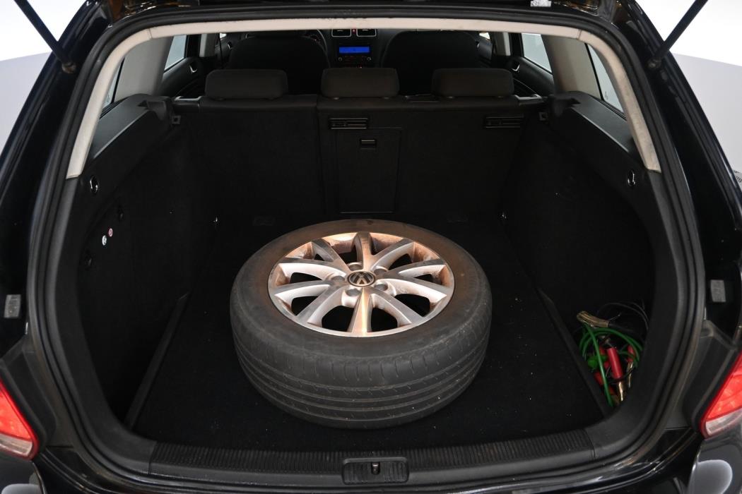 VOLKSWAGEN Golf 2011