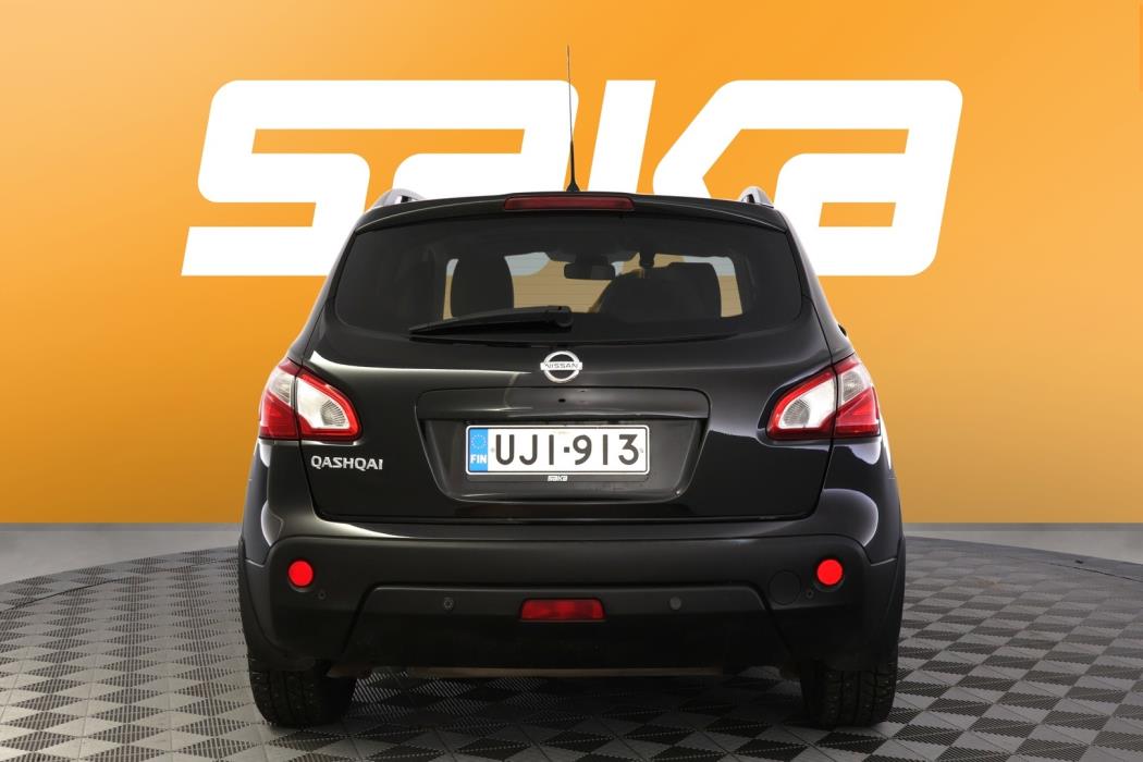 NISSAN Qashqai 2010