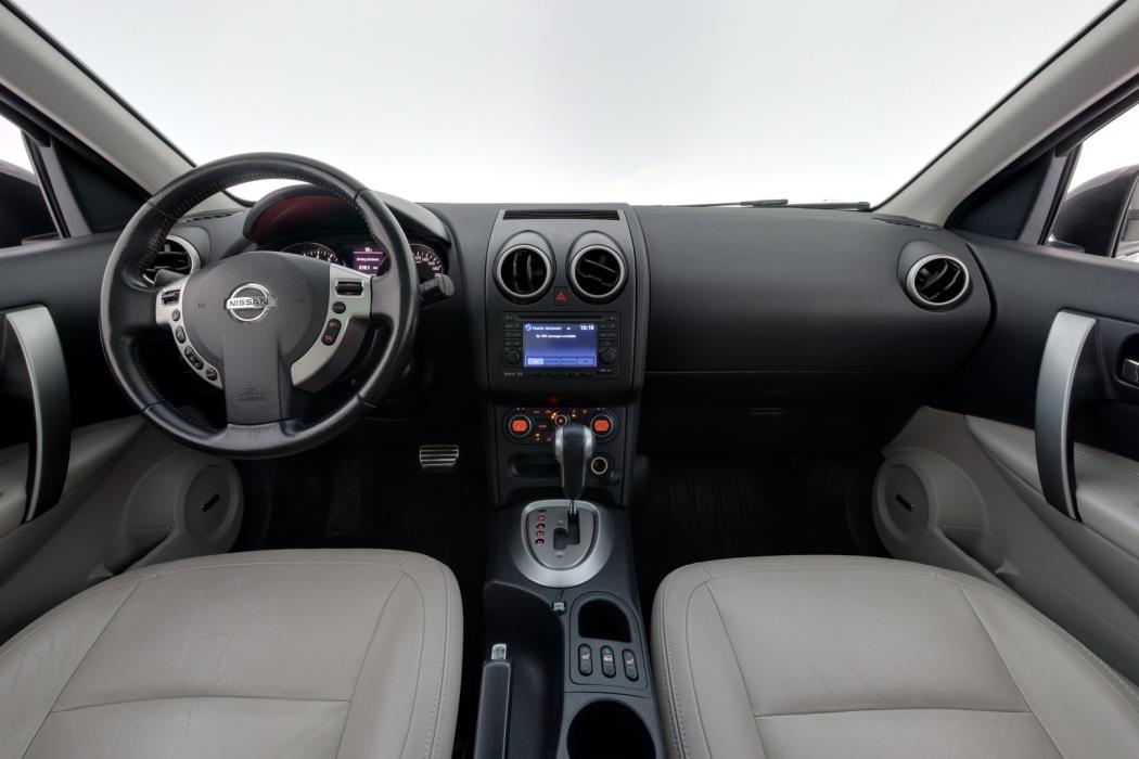 NISSAN Qashqai 2010