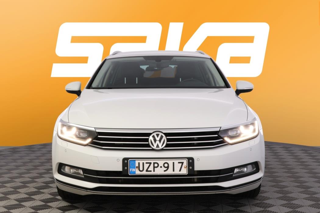 VOLKSWAGEN Passat 2017