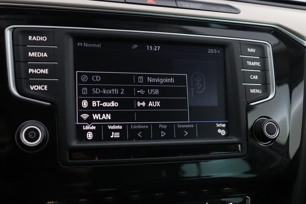 VOLKSWAGEN Passat 2017