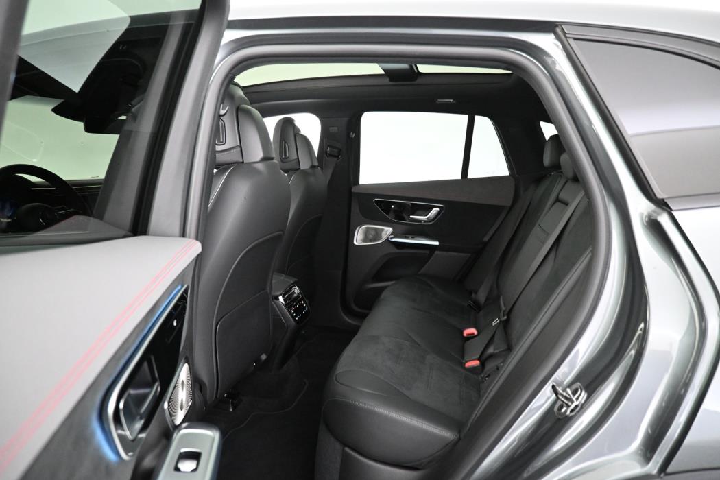 MERCEDES-BENZ EQE SUV 2023