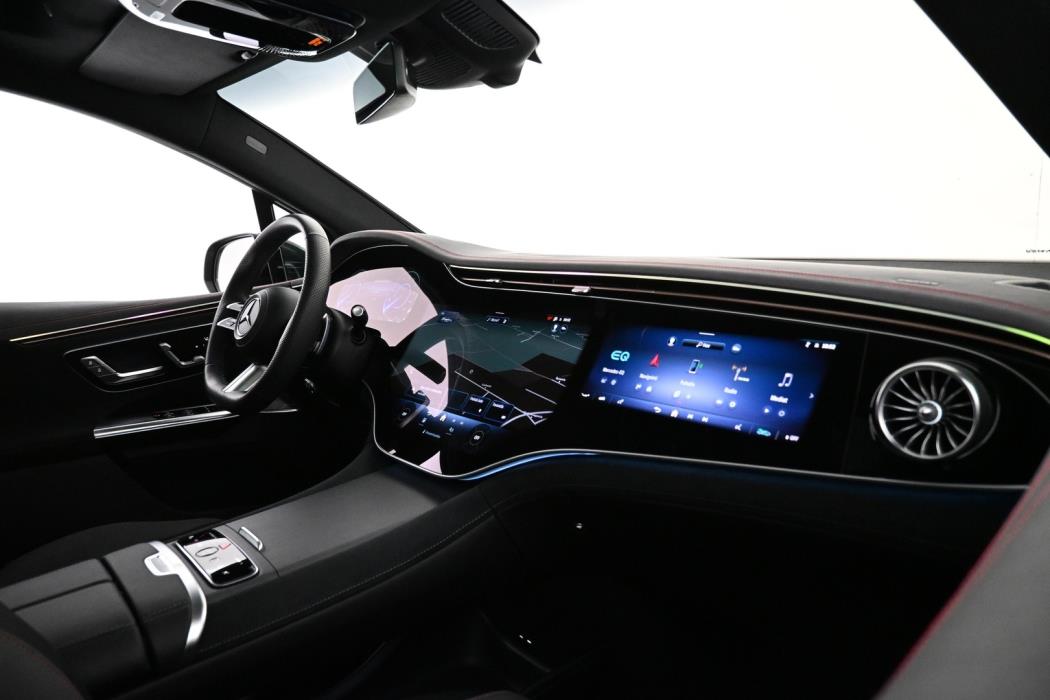 MERCEDES-BENZ EQE SUV 2023