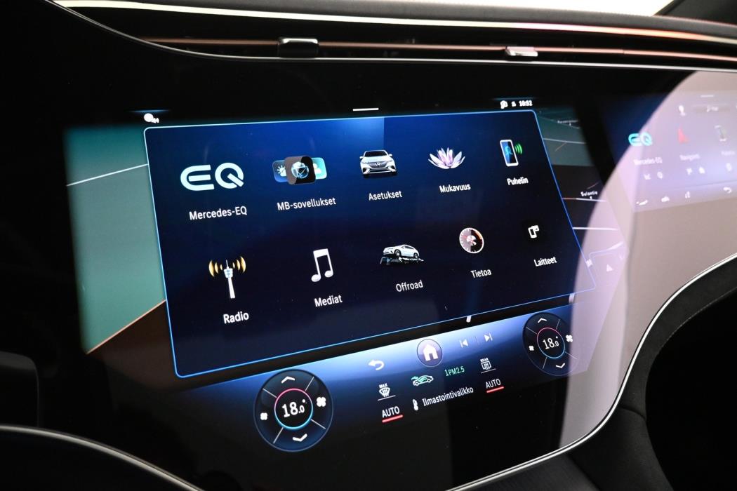 MERCEDES-BENZ EQE SUV 2023