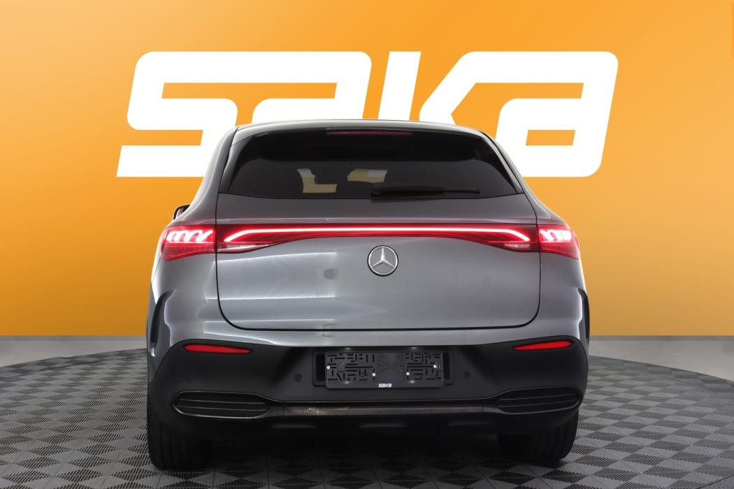 MERCEDES-BENZ EQE SUV 2023