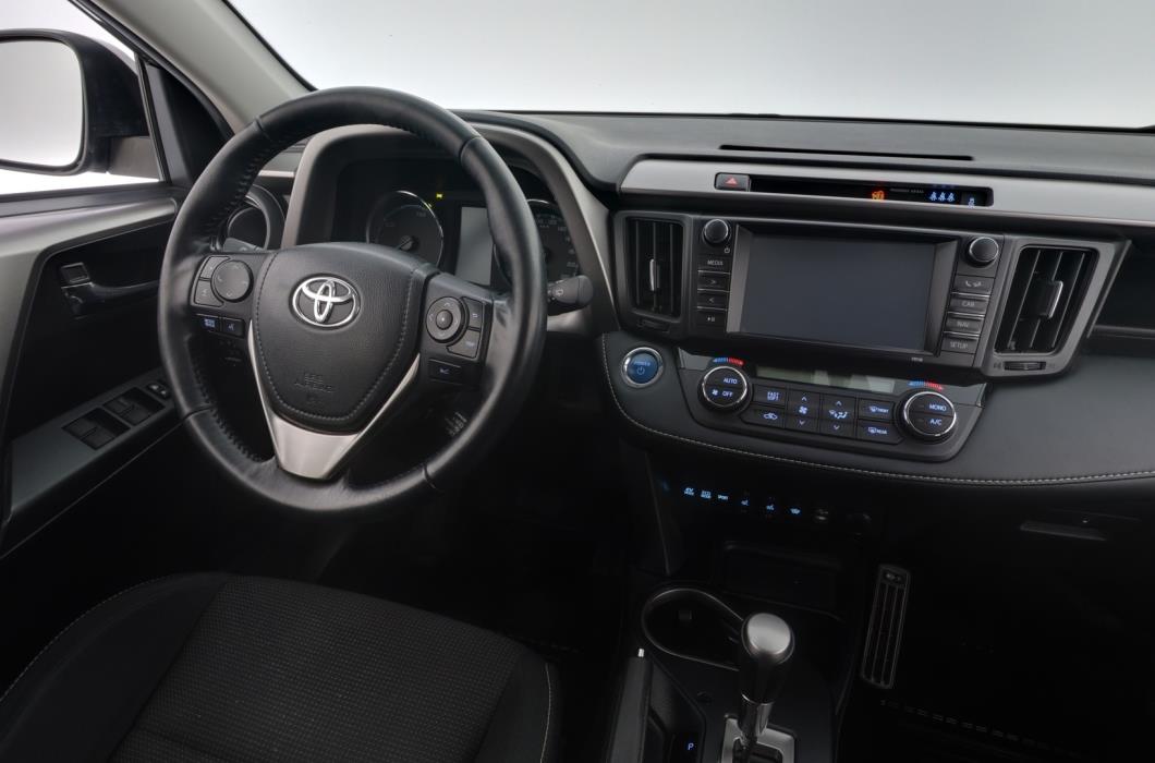 TOYOTA RAV4 2018