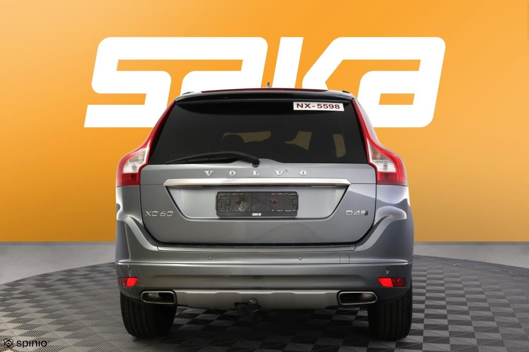 VOLVO XC60 2017