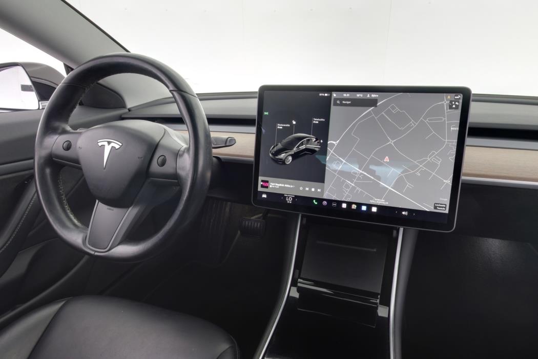TESLA Model 3 2019