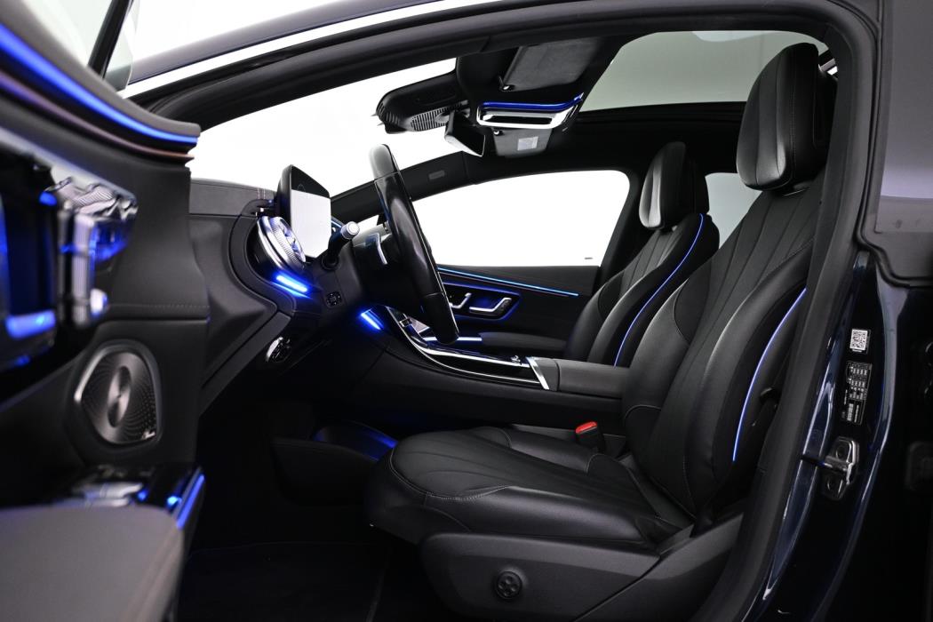 MERCEDES-BENZ EQS 2022