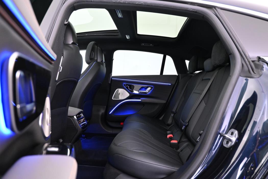 MERCEDES-BENZ EQS 2022