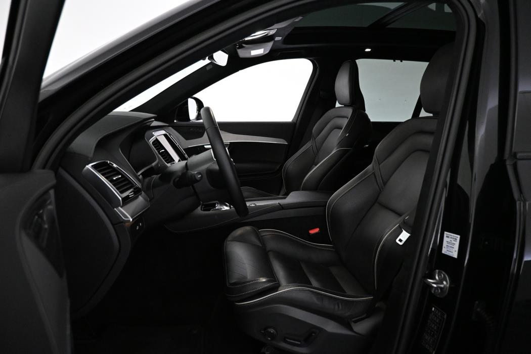 VOLVO XC90 2023