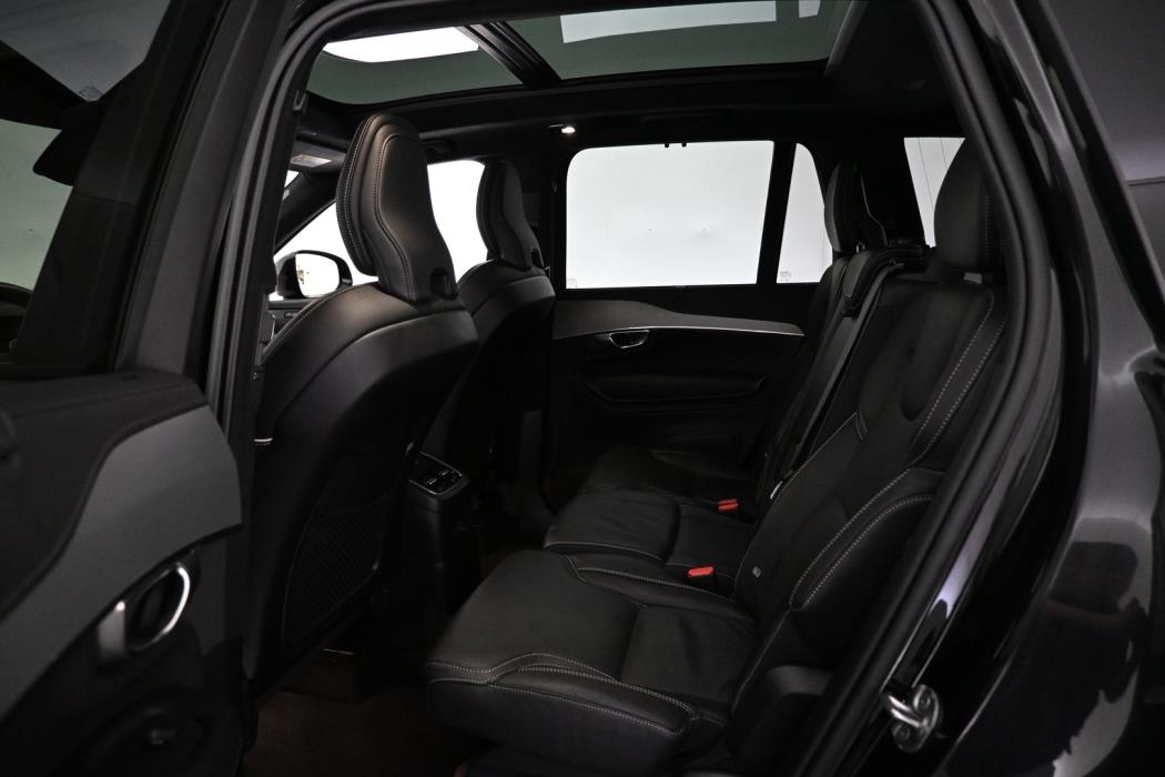 VOLVO XC90 2023