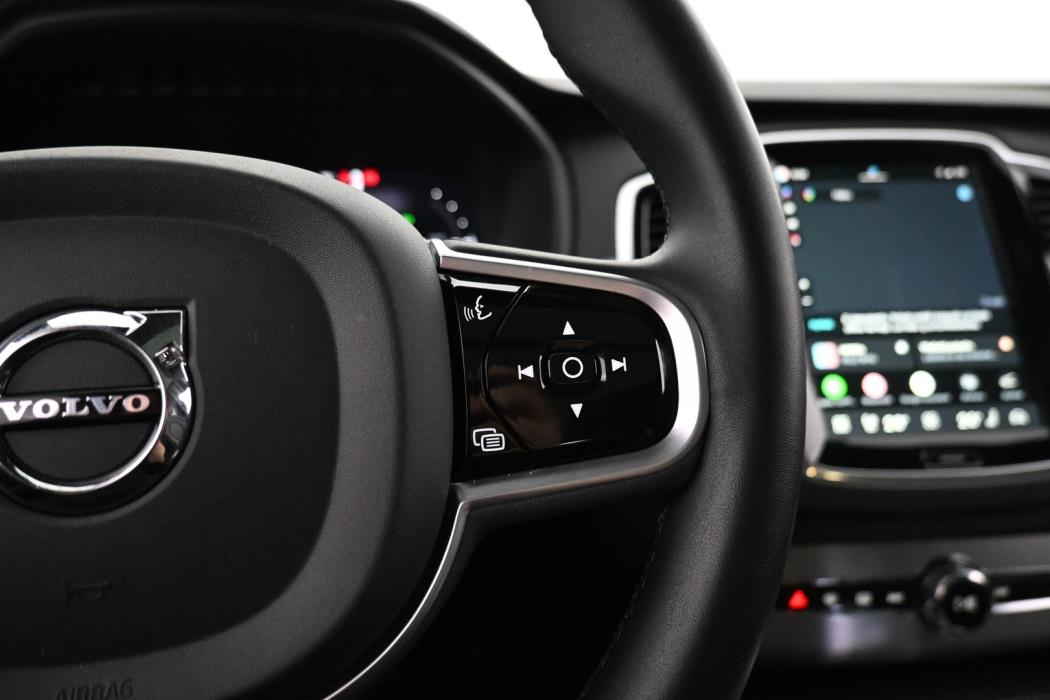 VOLVO XC90 2023