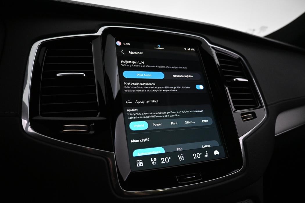 VOLVO XC90 2023