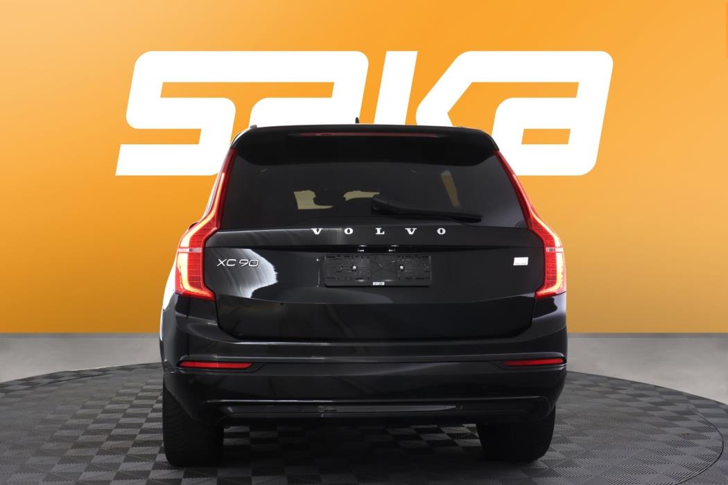 VOLVO XC90 2023