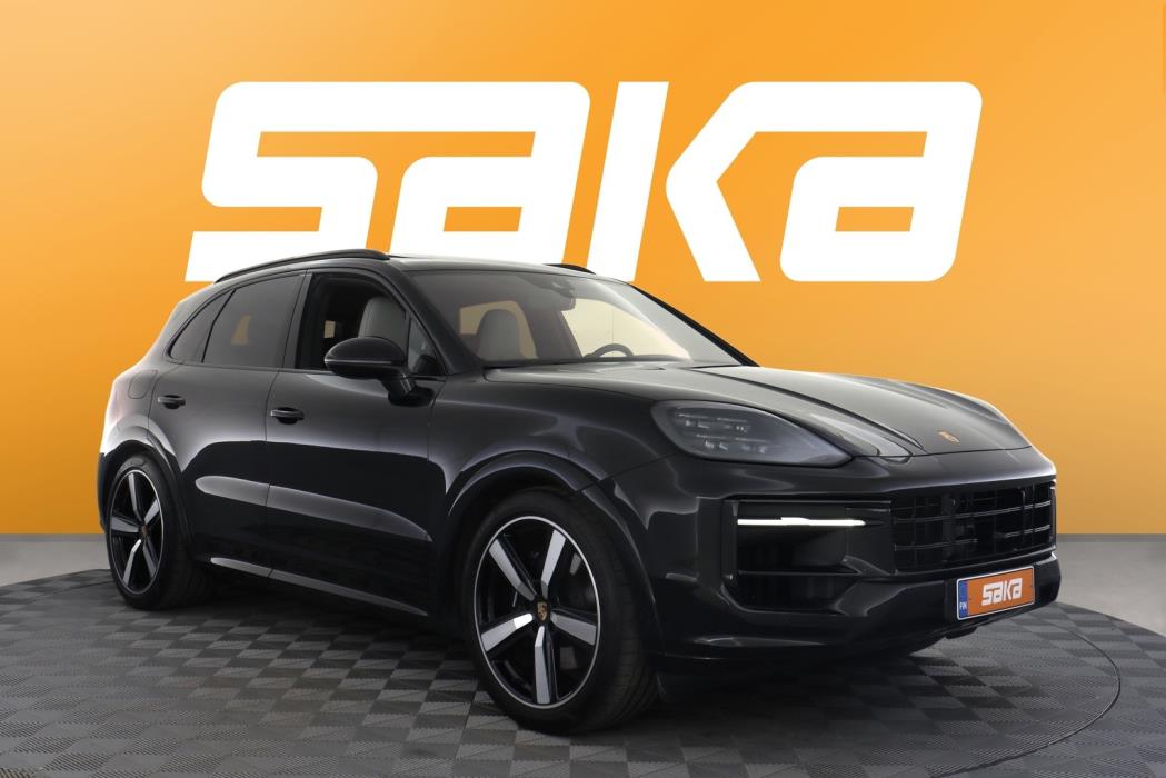 PORSCHE Cayenne 2024