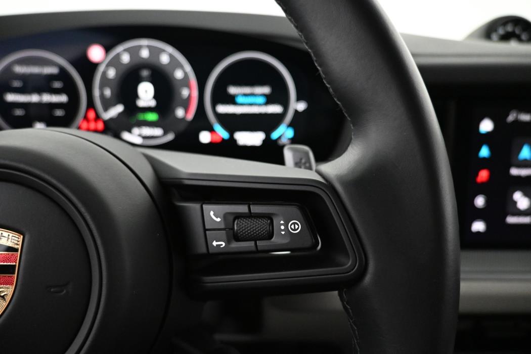 PORSCHE Cayenne 2024