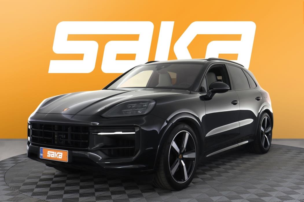 PORSCHE Cayenne 2024