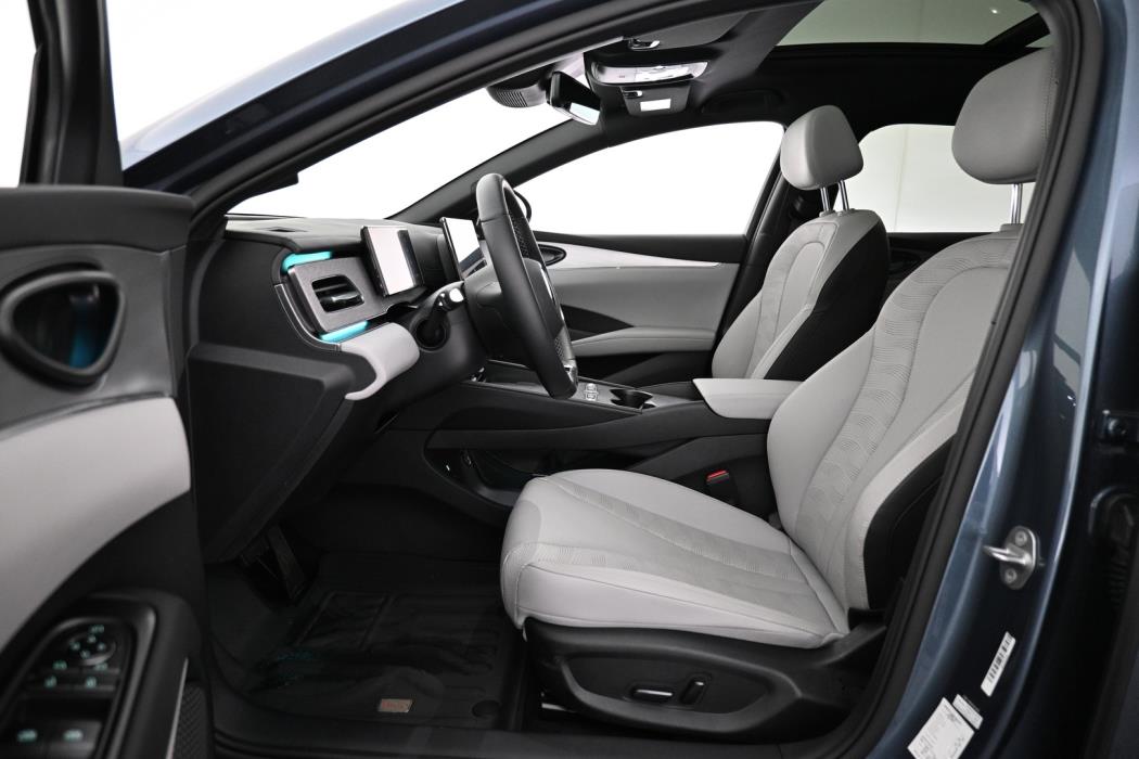 BYD Seal 6 DM-i 2025