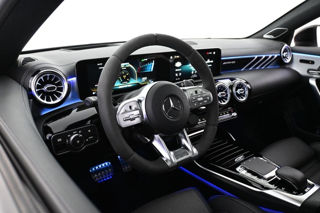 MERCEDES-BENZ CLA 45 AMG 2020