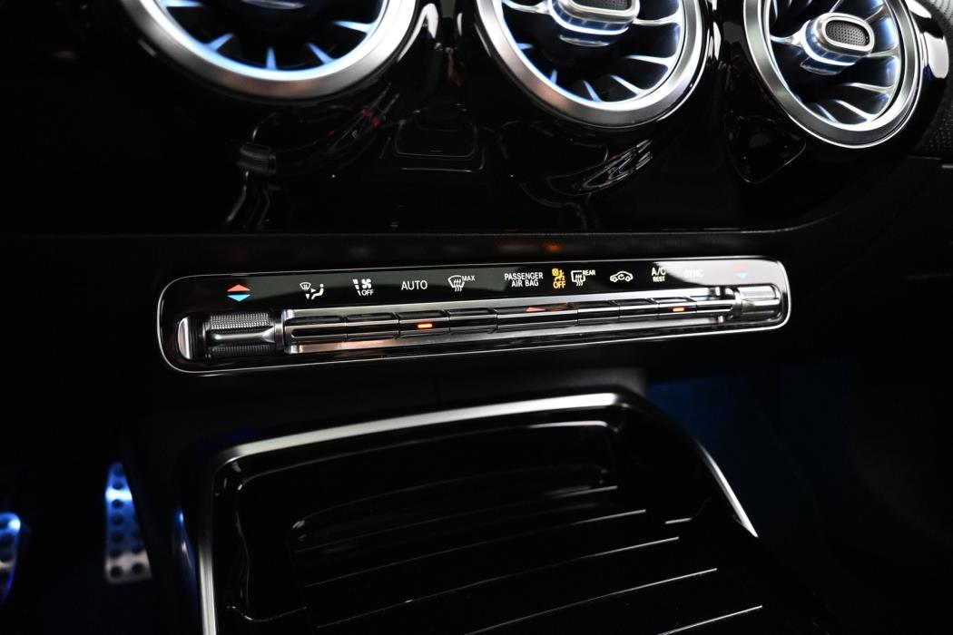 MERCEDES-BENZ CLA 45 AMG 2020