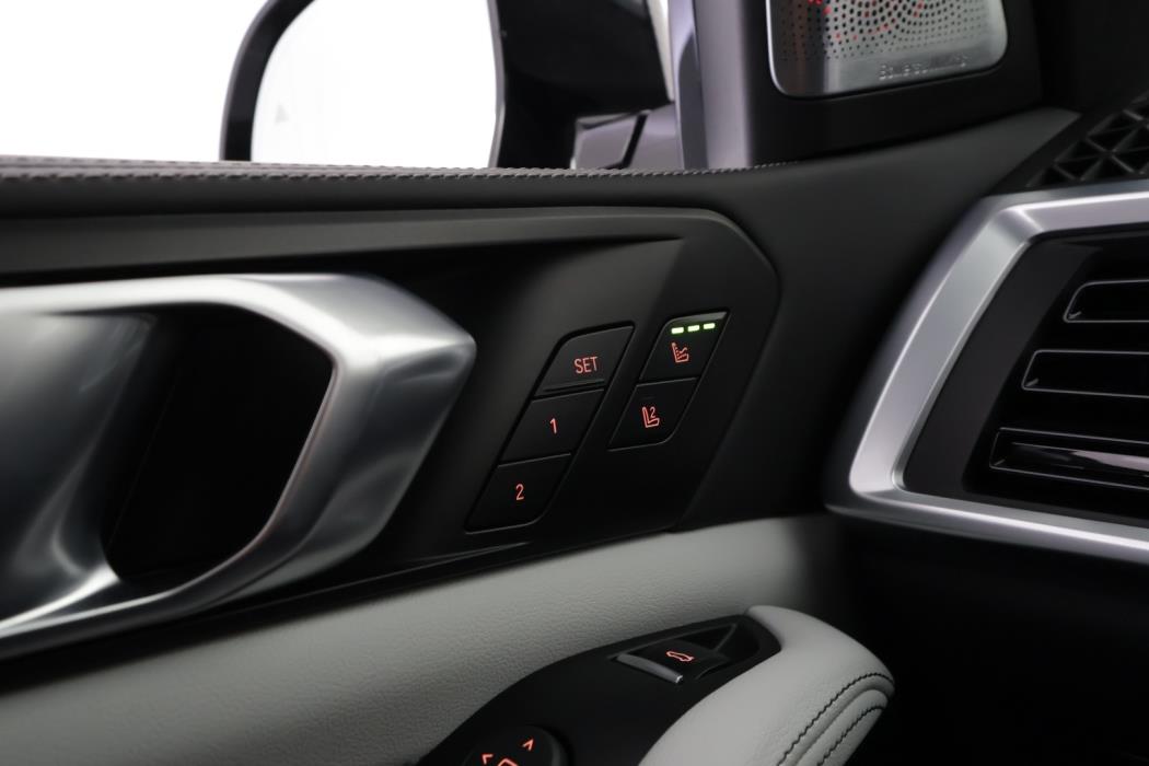 BMW X5 2024