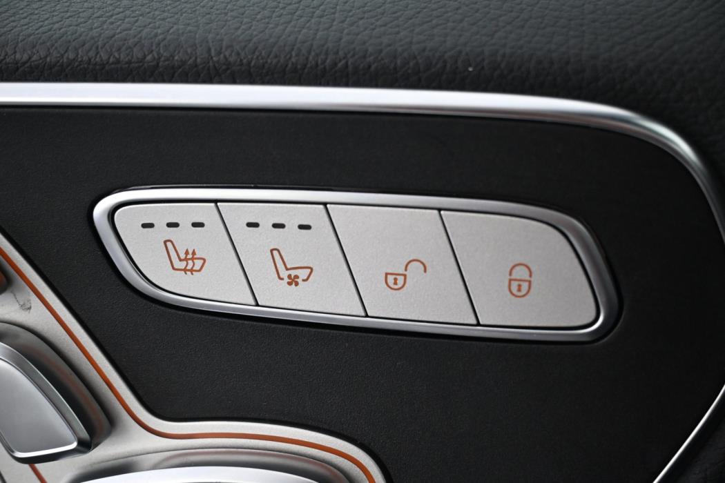 MERCEDES-BENZ V 2018