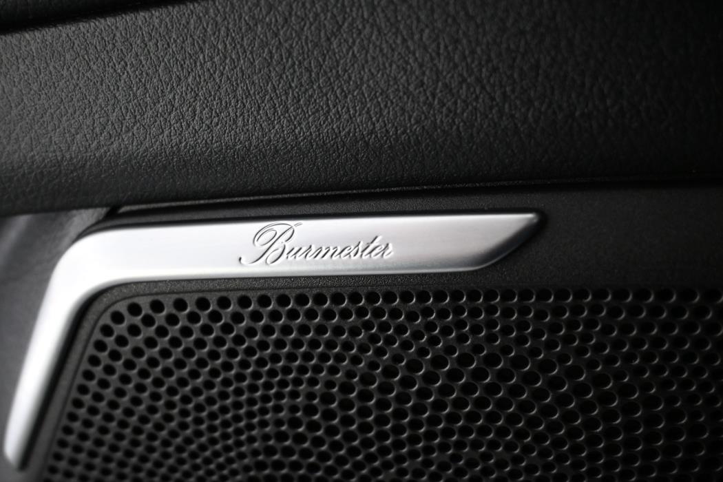 MERCEDES-BENZ V 2018