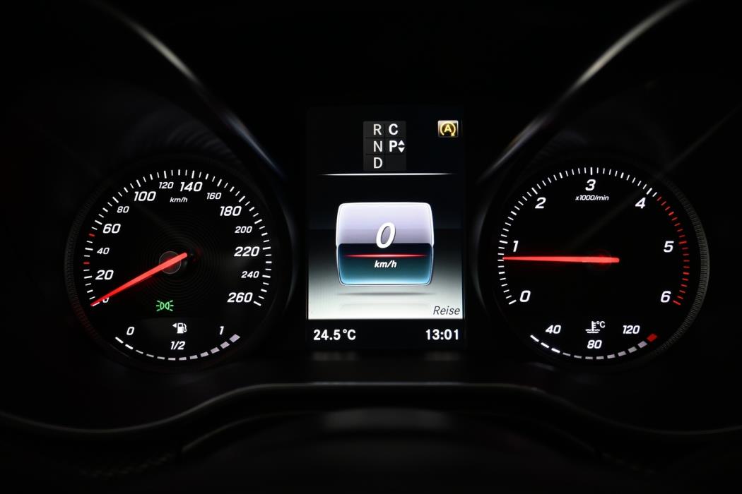 MERCEDES-BENZ V 2018