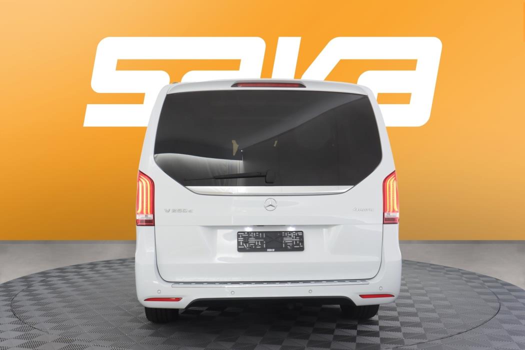 MERCEDES-BENZ V 2018