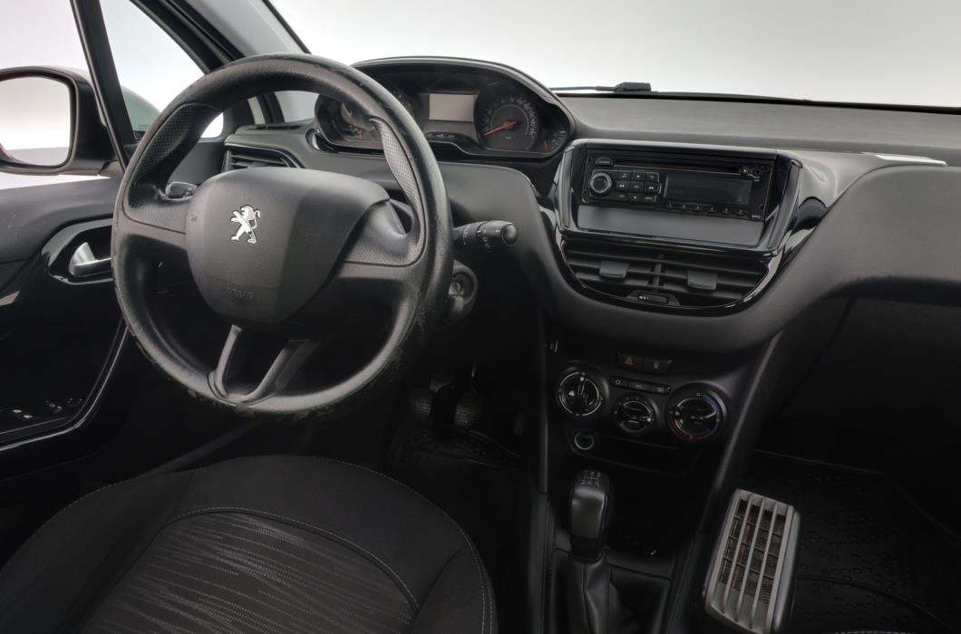 PEUGEOT 208 2014