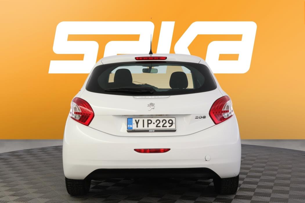 PEUGEOT 208 2014