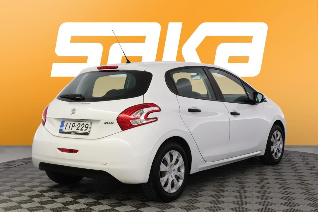 PEUGEOT 208 2014