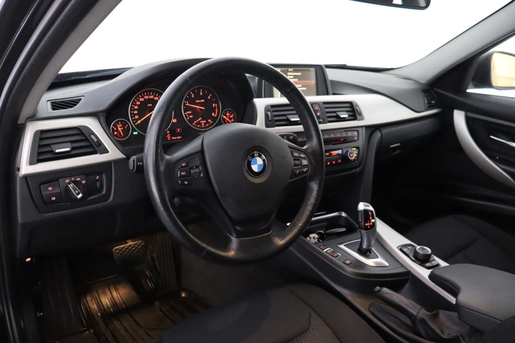 BMW 320 2014