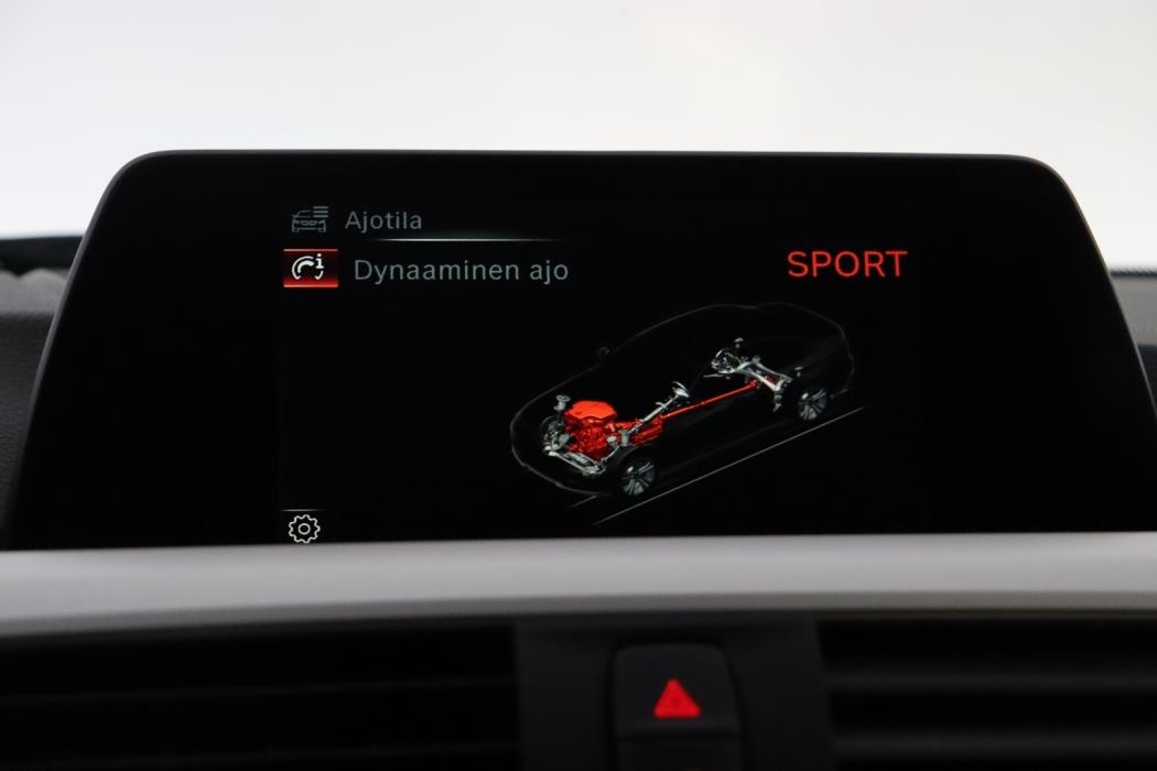 BMW 330 2017
