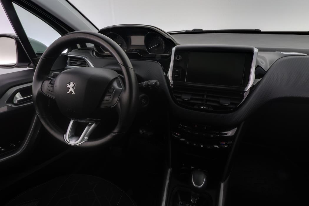 PEUGEOT 2008 2018