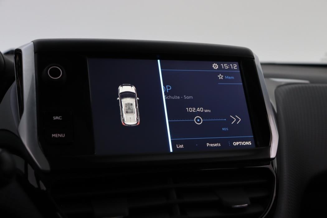 PEUGEOT 2008 2018