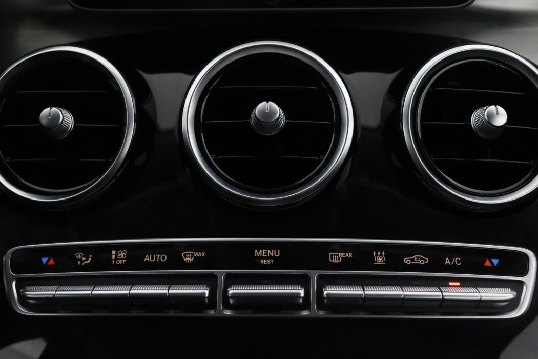 MERCEDES-BENZ C 2017