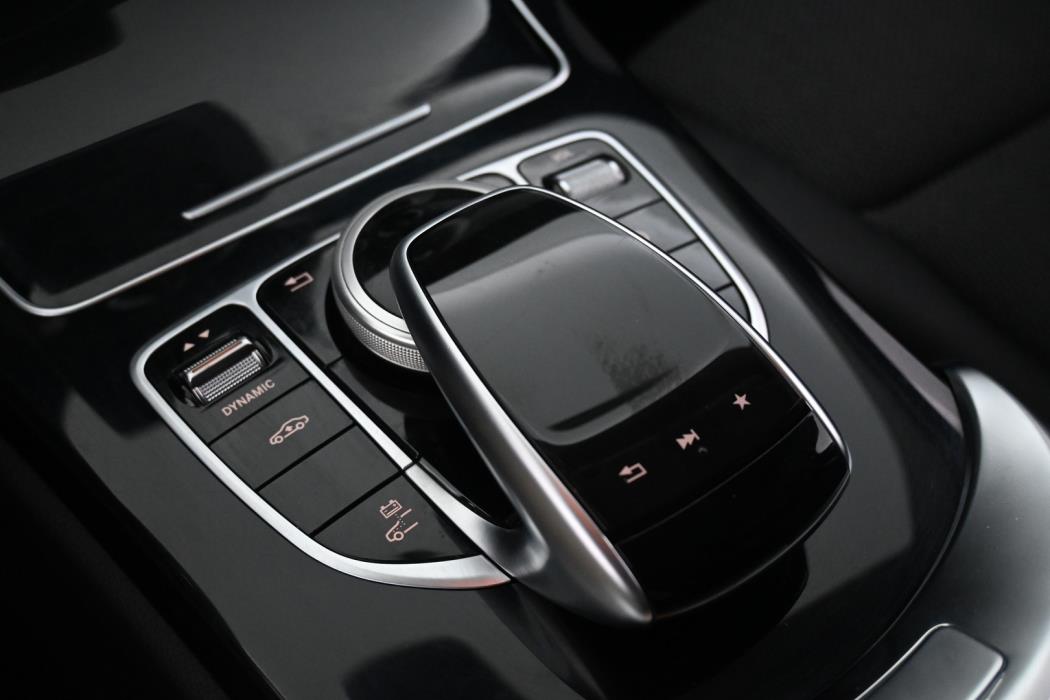MERCEDES-BENZ C 2017